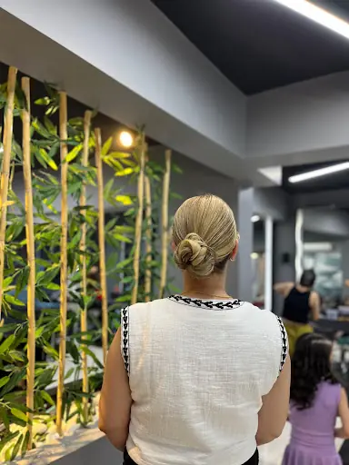 Mert Koç HAIRCENTER 5