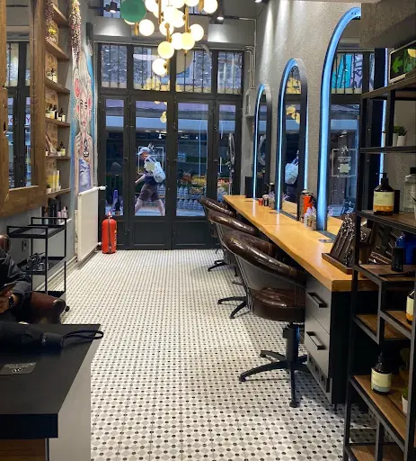 Galata Yasin Aydın hair beauty salon ( Traditional Turkish Barber) 2