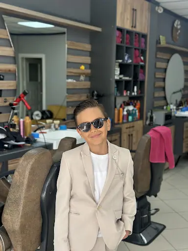 Salon Ünlü 2