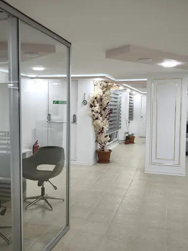 CLİNİKOB GÜZELLİK MERKEZİ 2