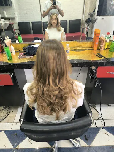 Anatolia Bayan Kuaförü Güzellik Salonu 2
