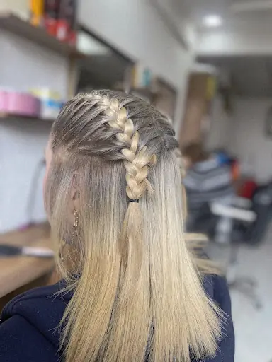 sevda bayan kuaforu