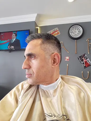 Hair Club Erkek Kuaförü 2