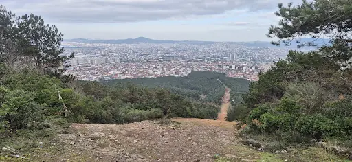 Uzundere Meydan Saat Kulesi – Diğer (Güzellik), İstanbul (4. fotoğraf)
