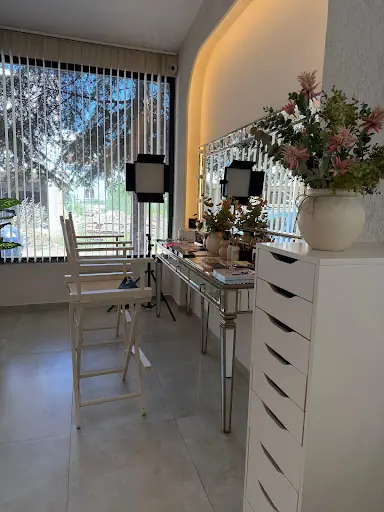 Eda Seyran Beauty Lounge. 2