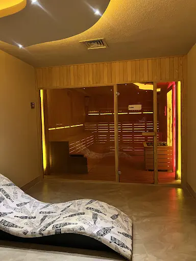 WOOM Spa & Wellness 4