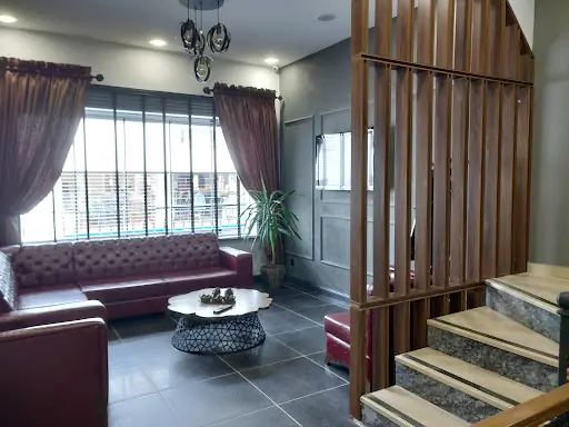 Öznur kuaför ve güzellik salonu 3