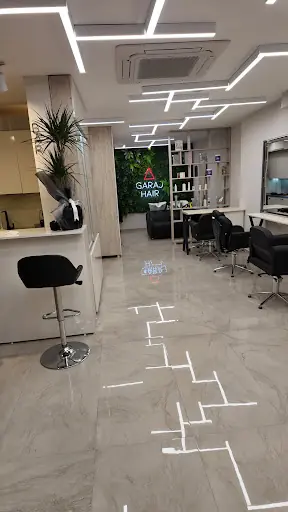 Garaj bayan kuaförü