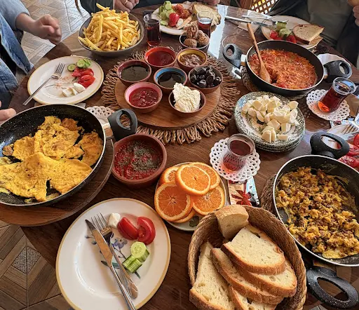 Sessiz Sedir Kafe & Restaurant