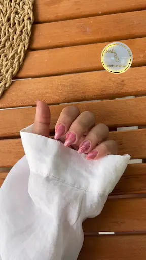 Berfin Çalışkan Beauty Saloon – Tırnak / Nail Studio, İstanbul (5. fotoğraf)