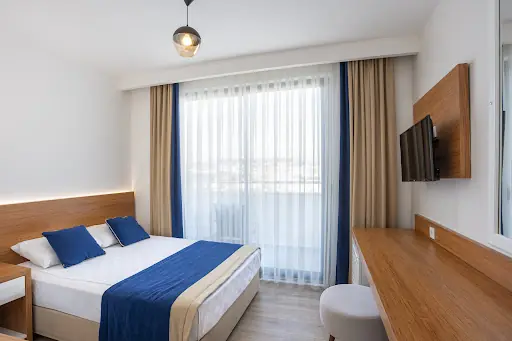 The Sansa Hotel & Spa 4
