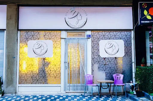 AURA BEAUTY CENTER