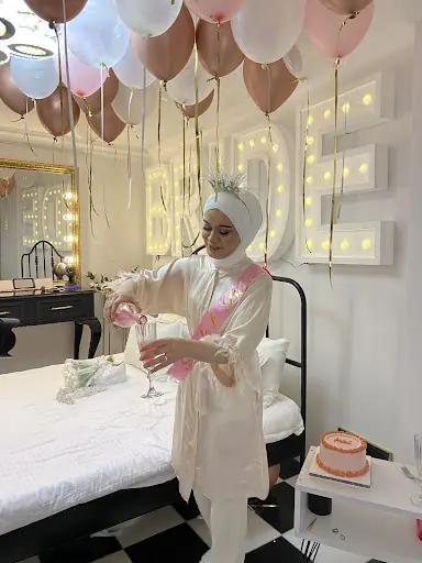 Diamond Zeynep Saç ve Türban Tasarım