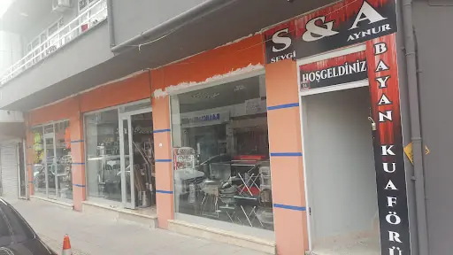 Sevgi Aynur Bayan Kuaför 4
